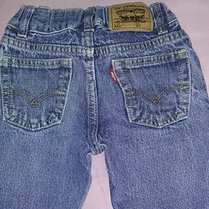 Levis 514 blue jeans 3T.